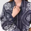 Blouse met bandana-print