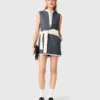 Getailleerde jurk met gelaagde look