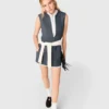 Getailleerde jurk met gelaagde look