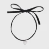 Hartketting met fluwelen koord
