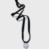 Hartketting met fluwelen koord