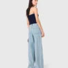 Jeans met wijde pijpen en strass