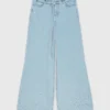 Jeans met wijde pijpen en strass