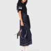 Jurk van gemengd materiaal met bandana-print