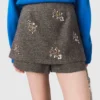 Korte broek met bloemenborduursel