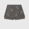 Korte broek met bloemenborduursel