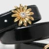Leren riem met afneembaar sieraad
