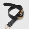 Leren riem met kettingdetails
