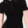 Maxi-jurk met plooien en polokraag Maxi-jurk met plooien en polokraag