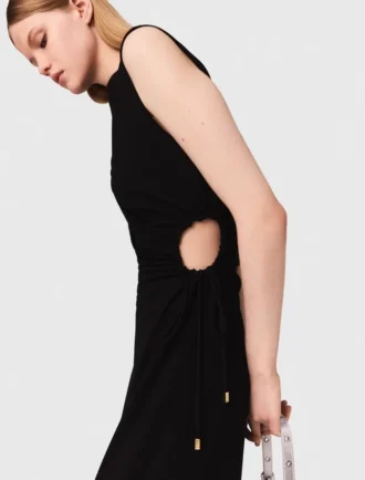 Maxi-jurk met uitsnijding in de taille