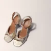 Metallic leren sandalen met hakken