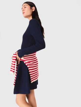 Mini-gebreide jurk met uitlopende rok