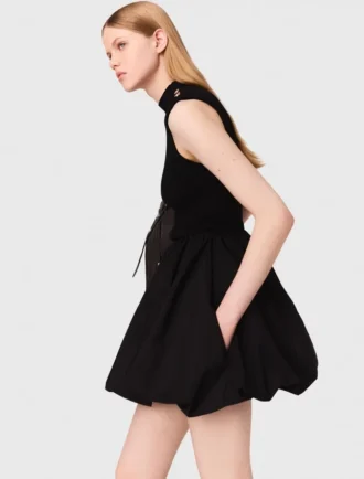 Mini-jurk van geribd breisel en taft