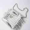 Mini M Bag van reliëfleer met ketting