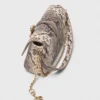 Miss M Walk-tas met python-effect