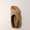 Platte sandalen met raffia-effect