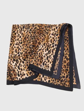Sjaal met luipaardprint