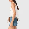 Top met spiegelende haakdetails