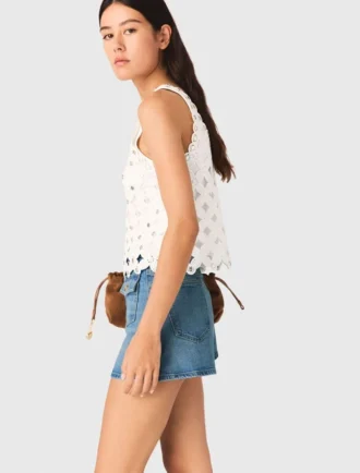 Top met spiegelende haakdetails