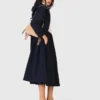Trenchcoat met afneembare capuchon met strass-steentjes