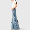 Wijd uitlopende jeans met bloemenborduursel