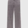 Wijd uitlopende jeans met kettingriem