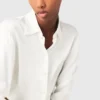 Witte zijden blouse
